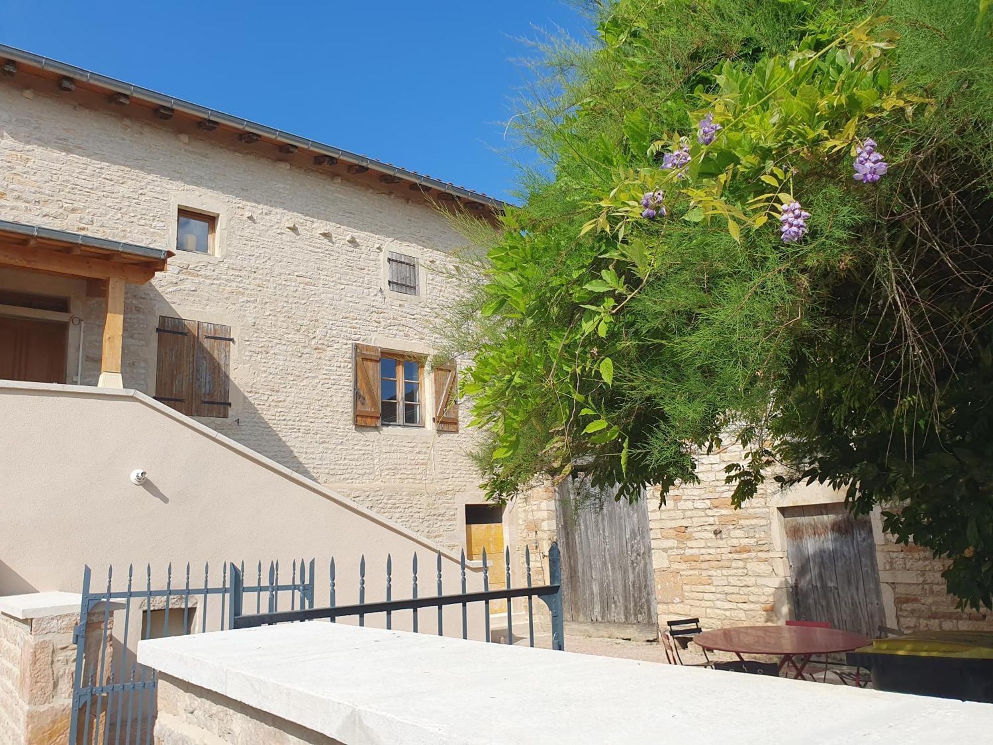 Le Clos Violet Clesse Holiday Home For 6 Экстерьер фото